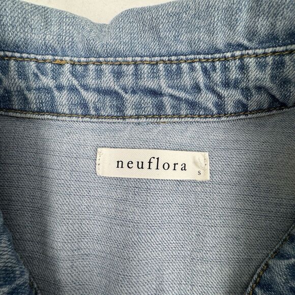 Neuflora Denim Button Down Shirt - Picture 8 of 12